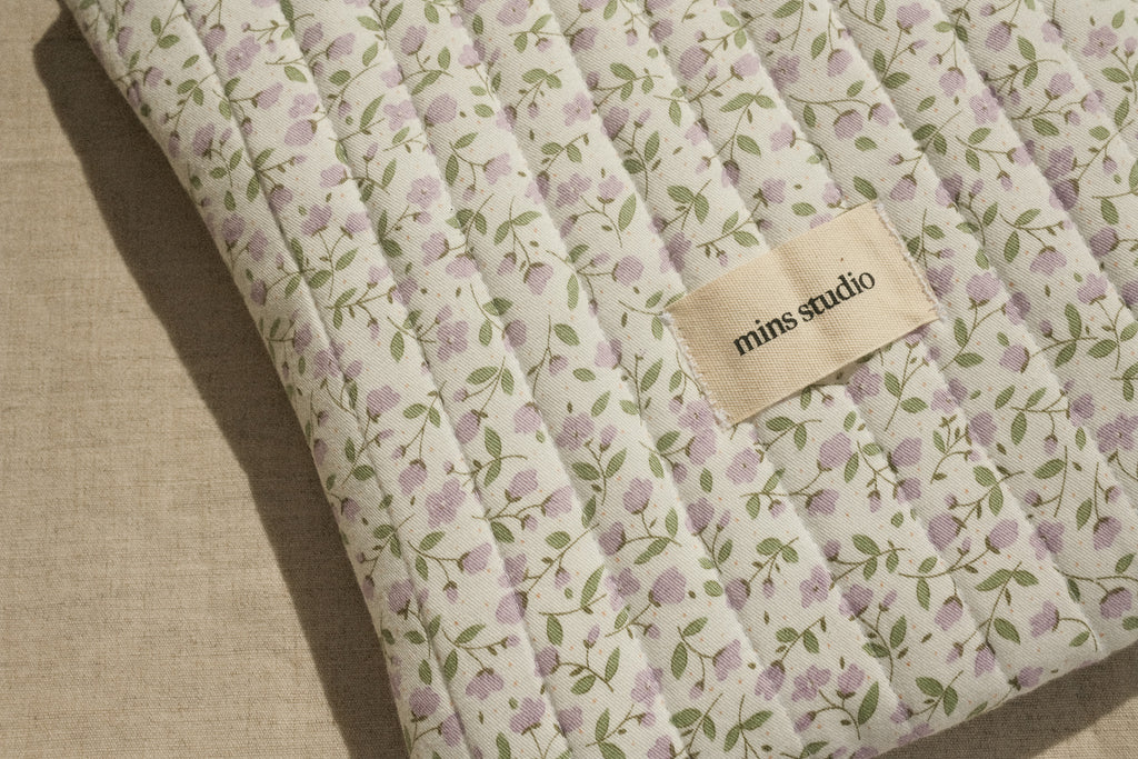 Floral pattern booksleeve