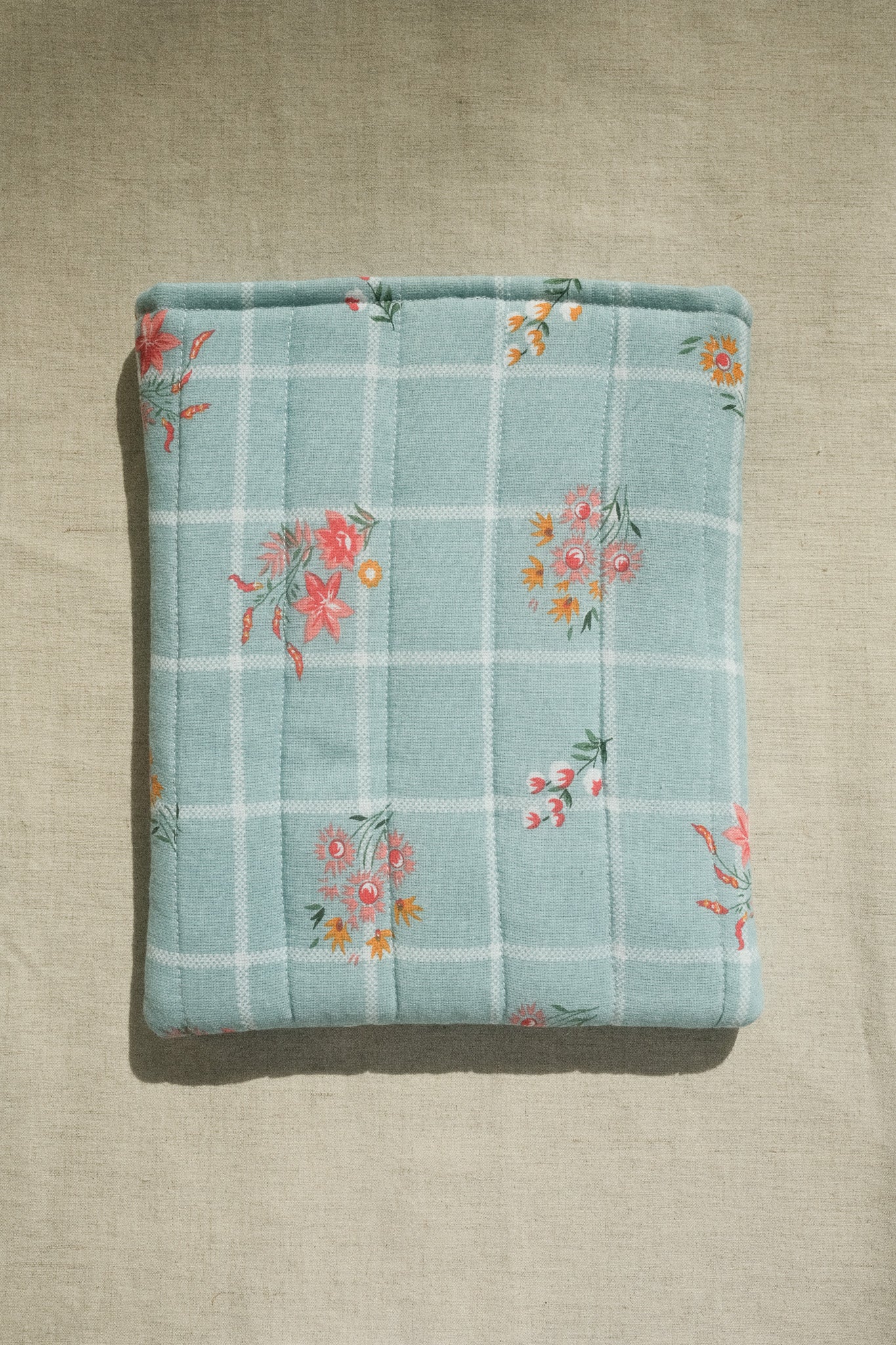 Bluebell Book Sleeve - 02