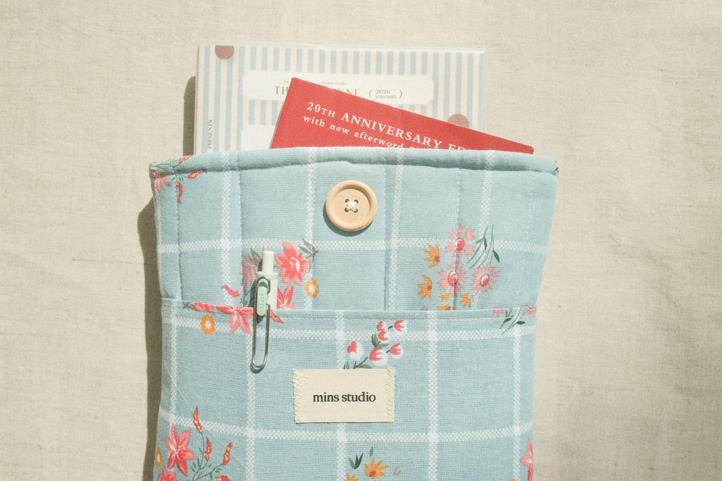 Bluebell Book Sleeve - 02