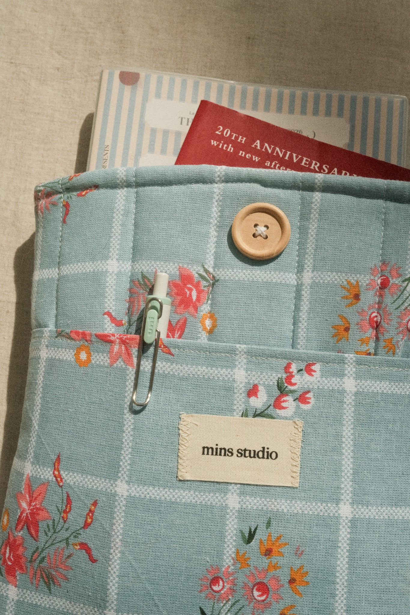 Bluebell Book Sleeve - 02
