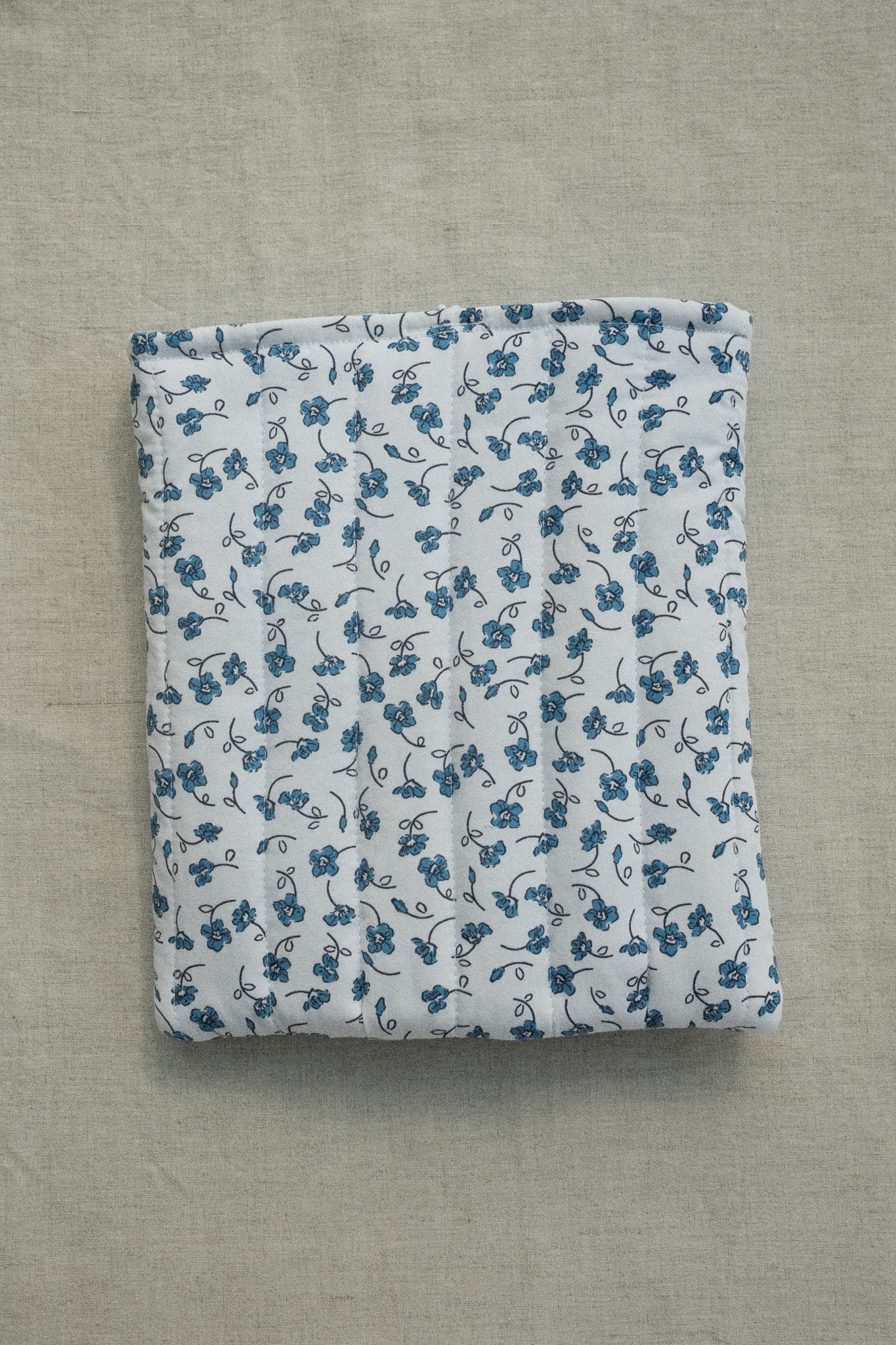 Bloom Book Sleeve - 02
