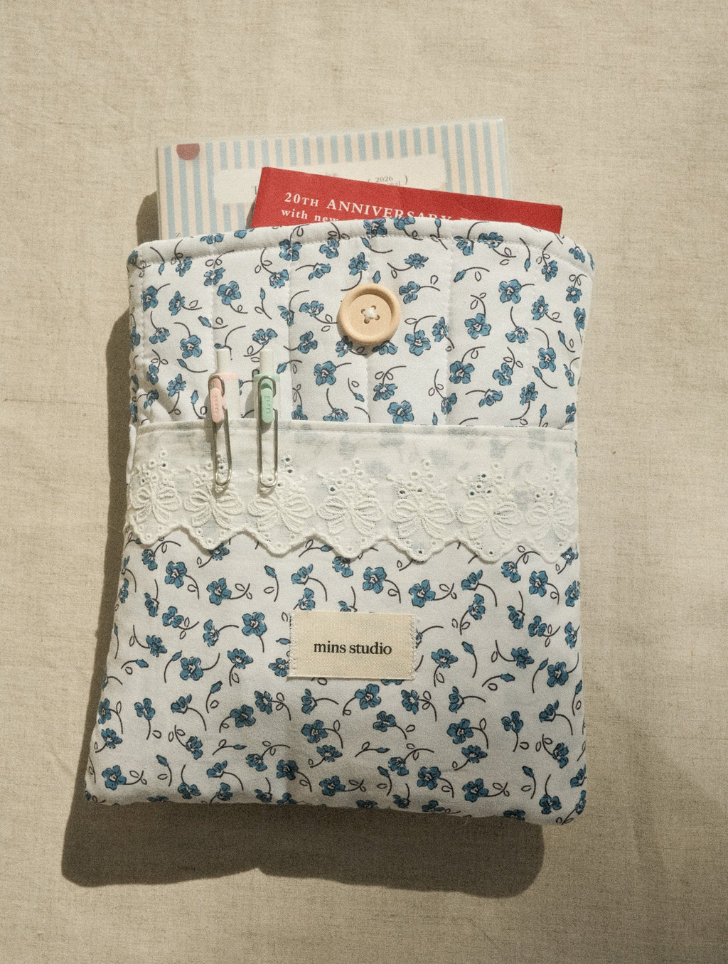 Bloom Book Sleeve - 02