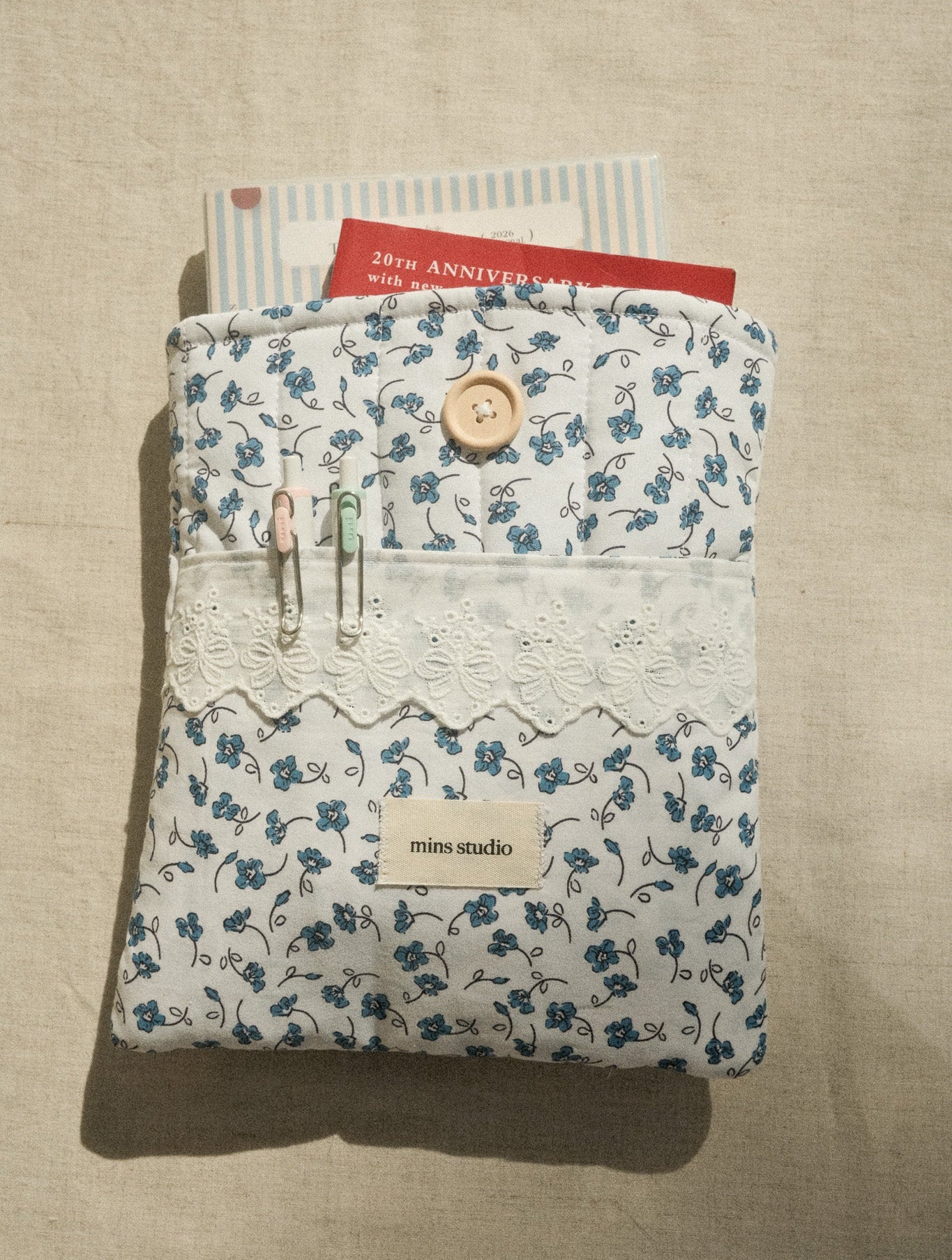 Bloom Book Sleeve - 02