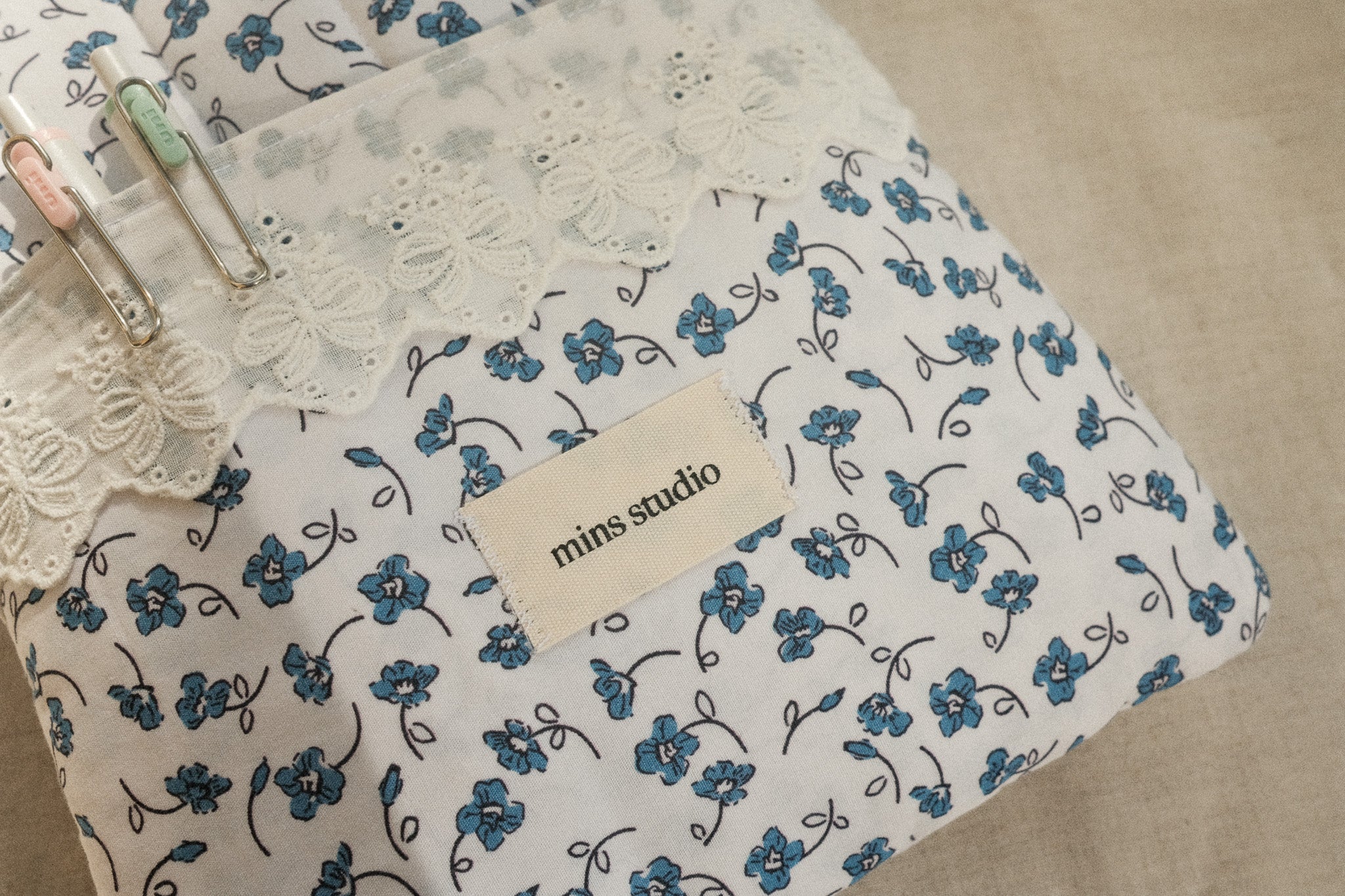 Bloom Book Sleeve - 02