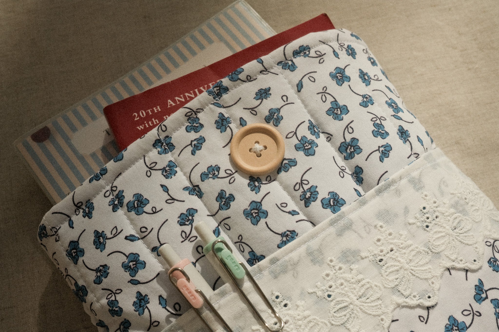 Bloom Book Sleeve - 02
