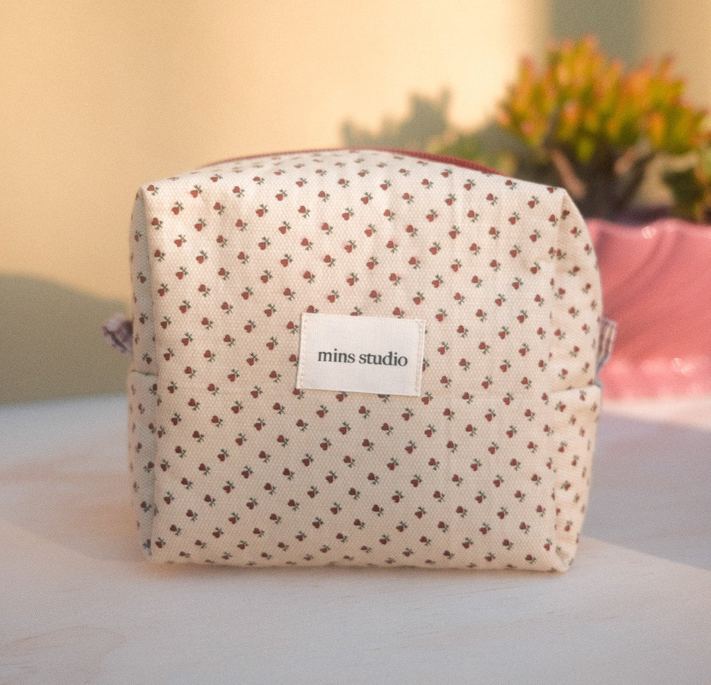 rosy pouch